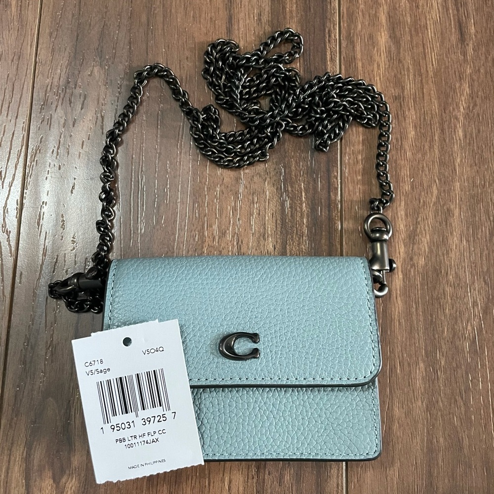 NWT Coach Half Flap Card Case w/chain